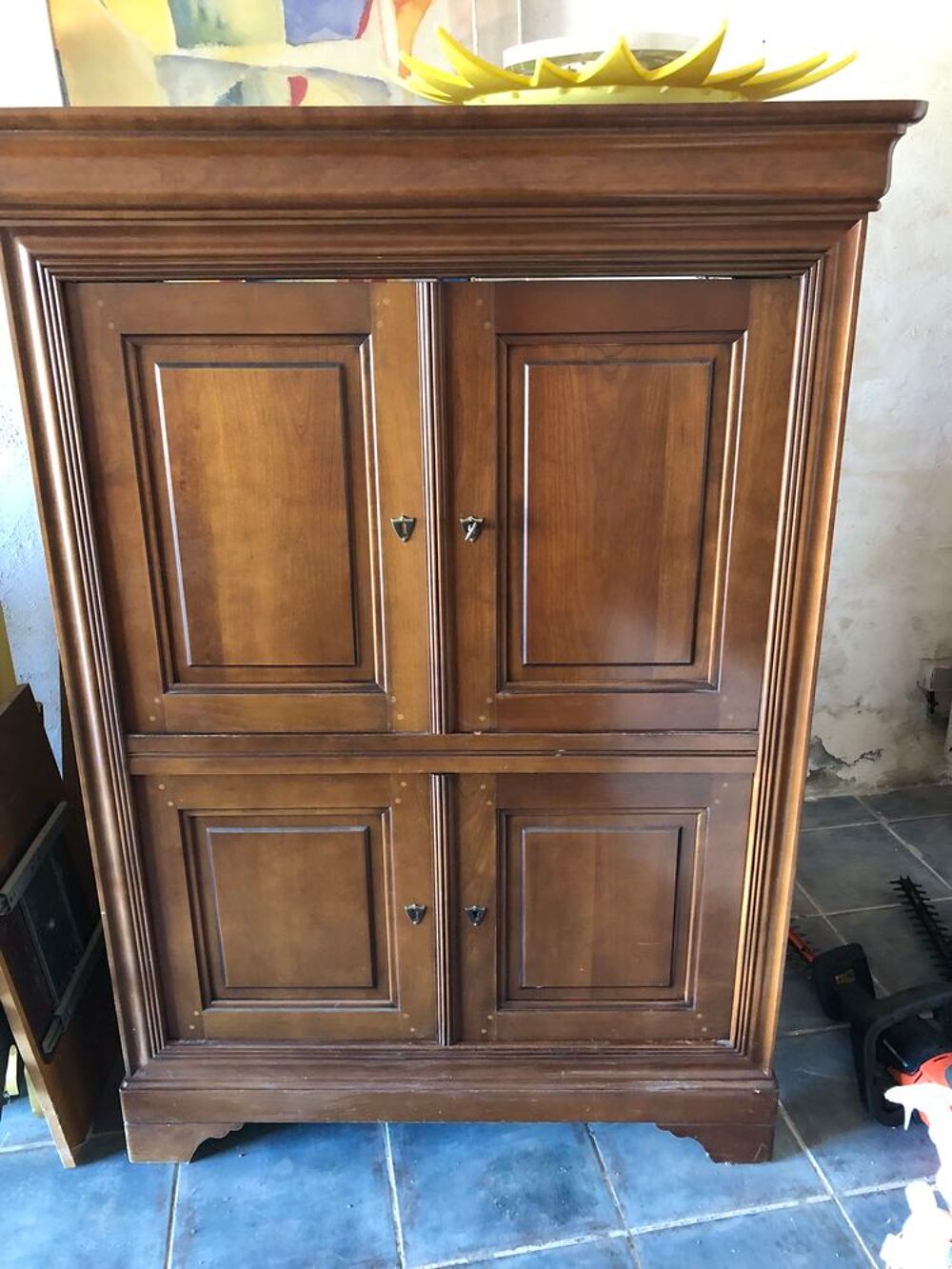 Meuble 4 portes en merisier 
Meubles
