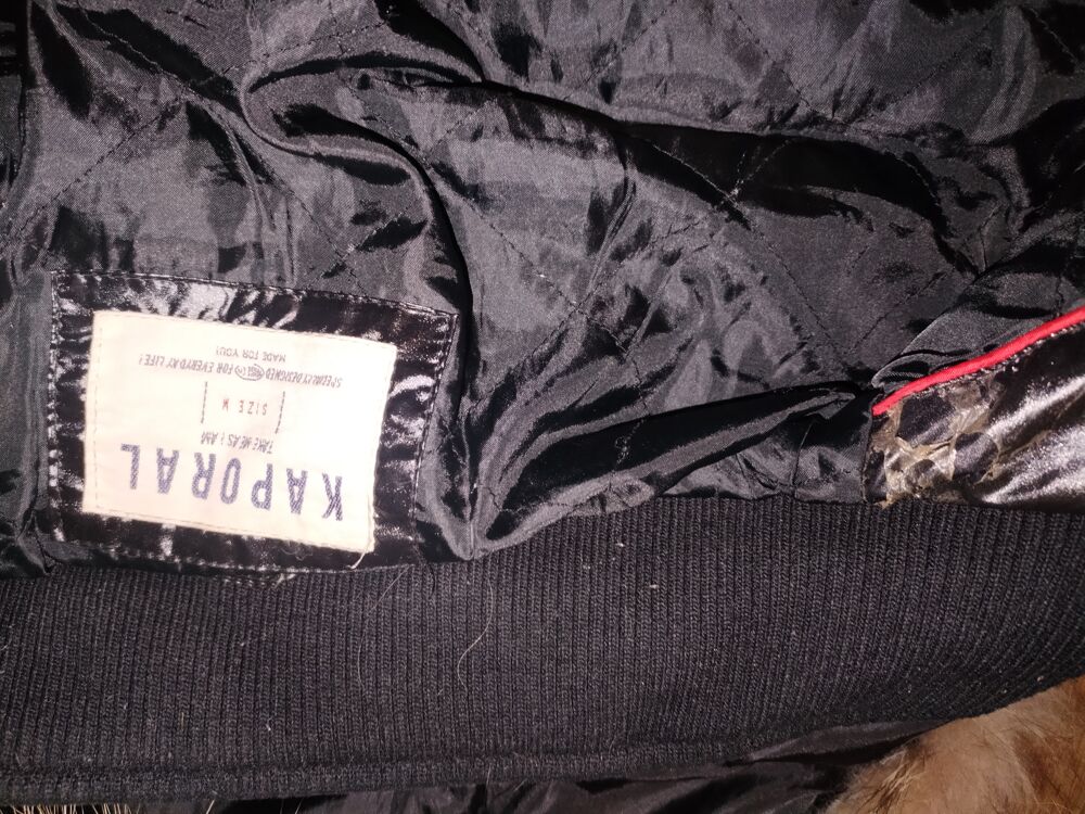 Doudoune brillante bien gonfl&eacute;e KAPORAL (taille M) Vtements