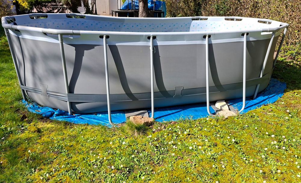Piscine hors sol Bestaway 4,27x2,50 Jardin