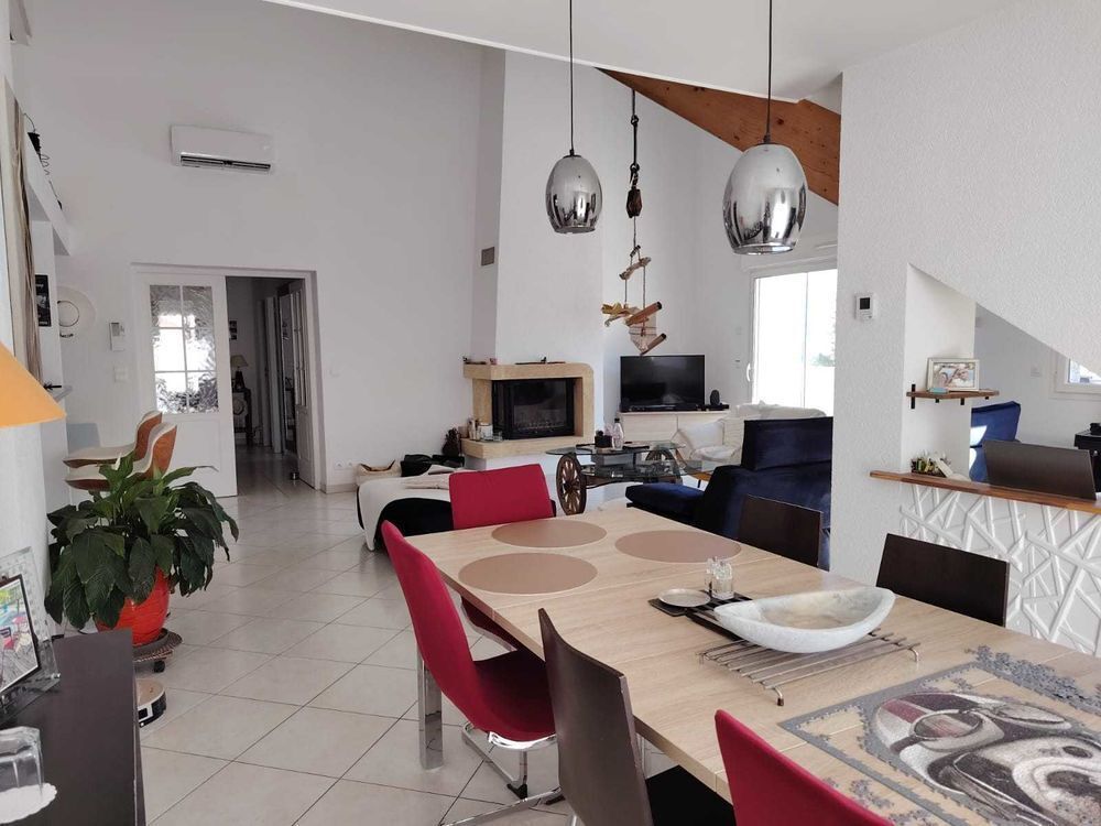 Vente Appartement Appartement-Maison en Attique 1er-jardin 150 m2, terrasse balcon 25 m2, vue dégagée Jura, Alpes Collonges