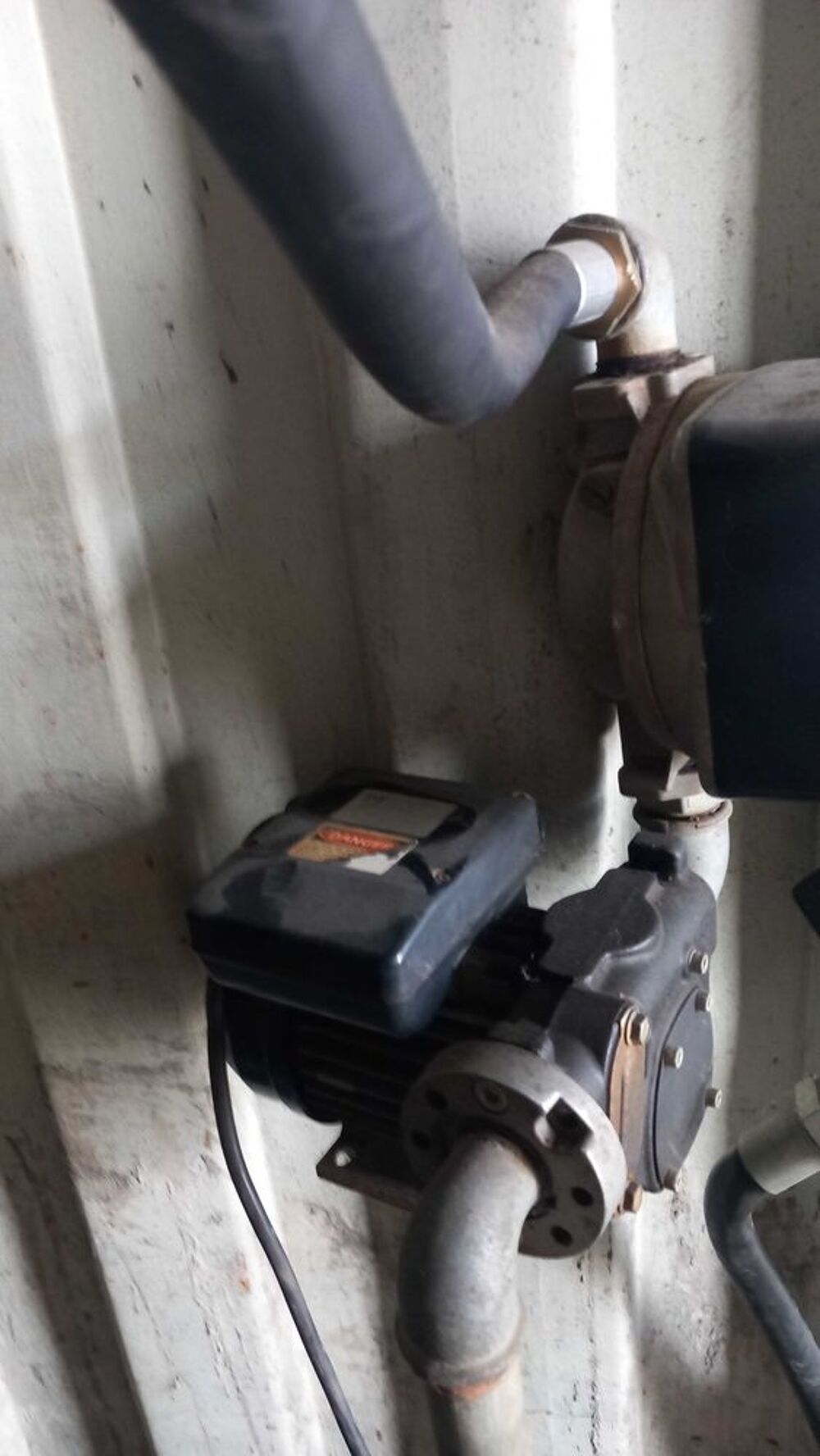 &agrave; vendre pompe &agrave; fioul avec son pistolet Bricolage
