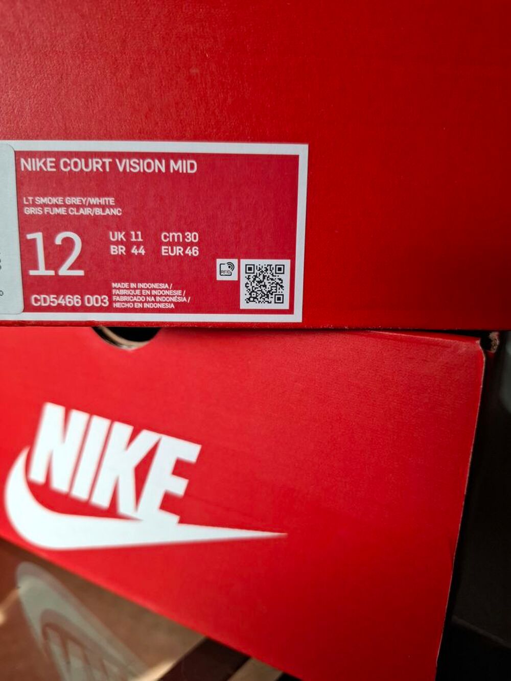 V&eacute;ritable NIKE Chaussures