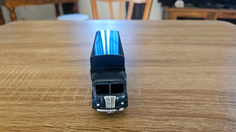 Dinky toys 