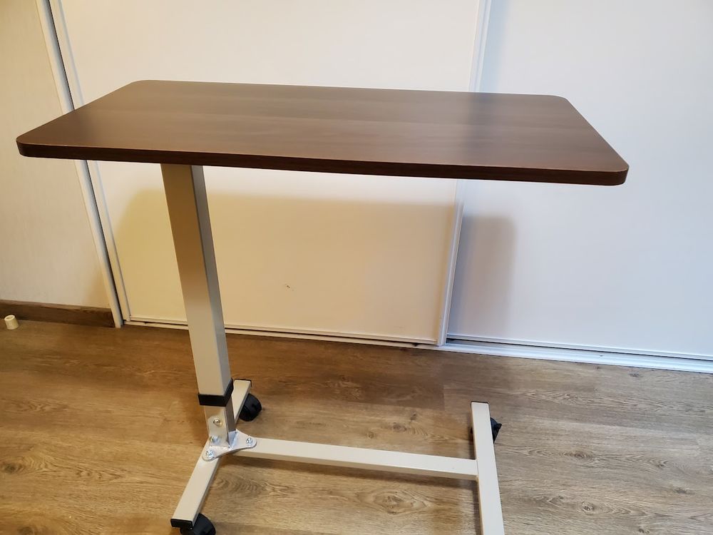 Table r&eacute;glable Meubles