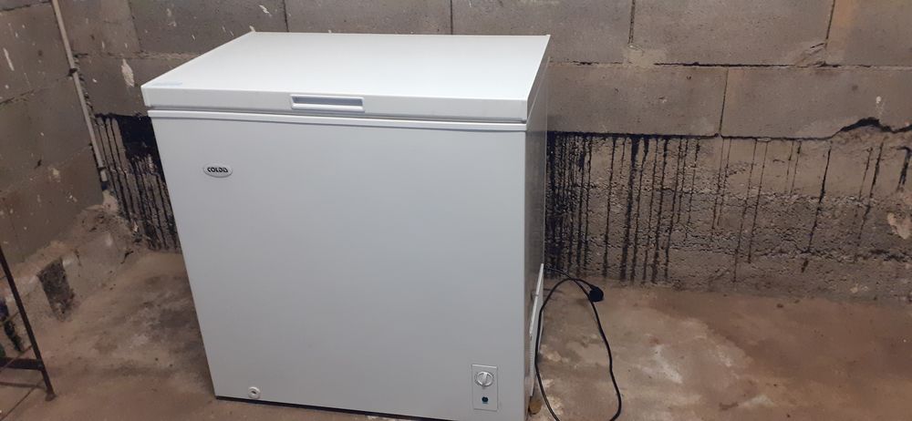 cong&eacute;lateur 200l Electroménager