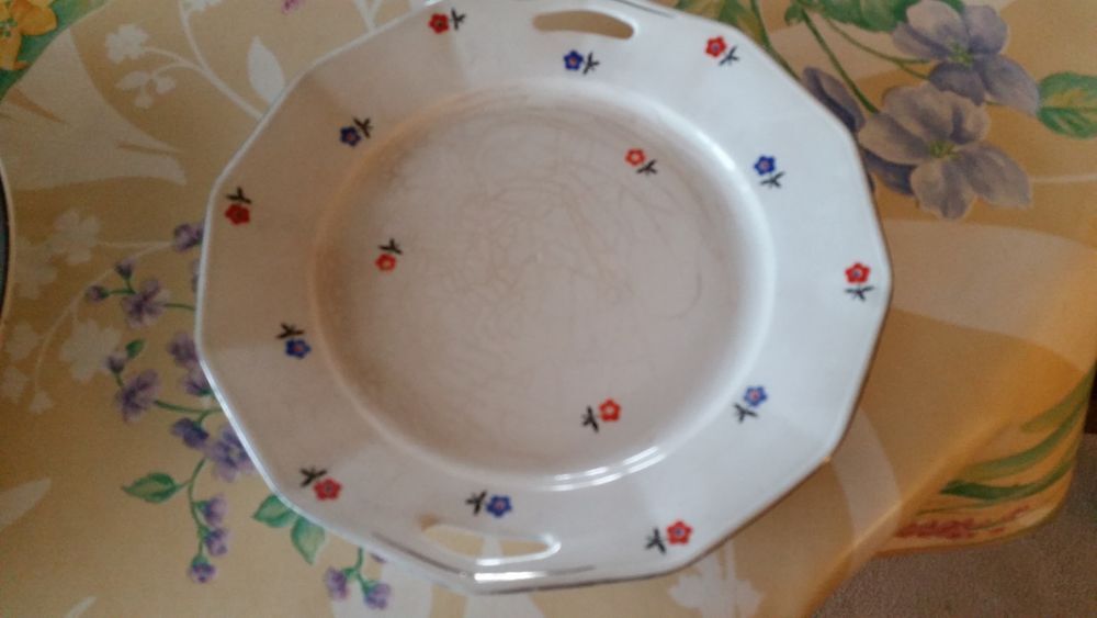 Plat &agrave; gateaux en porcelaine Cuisine