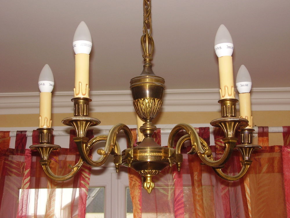 LUSTRE BRONZE Décoration