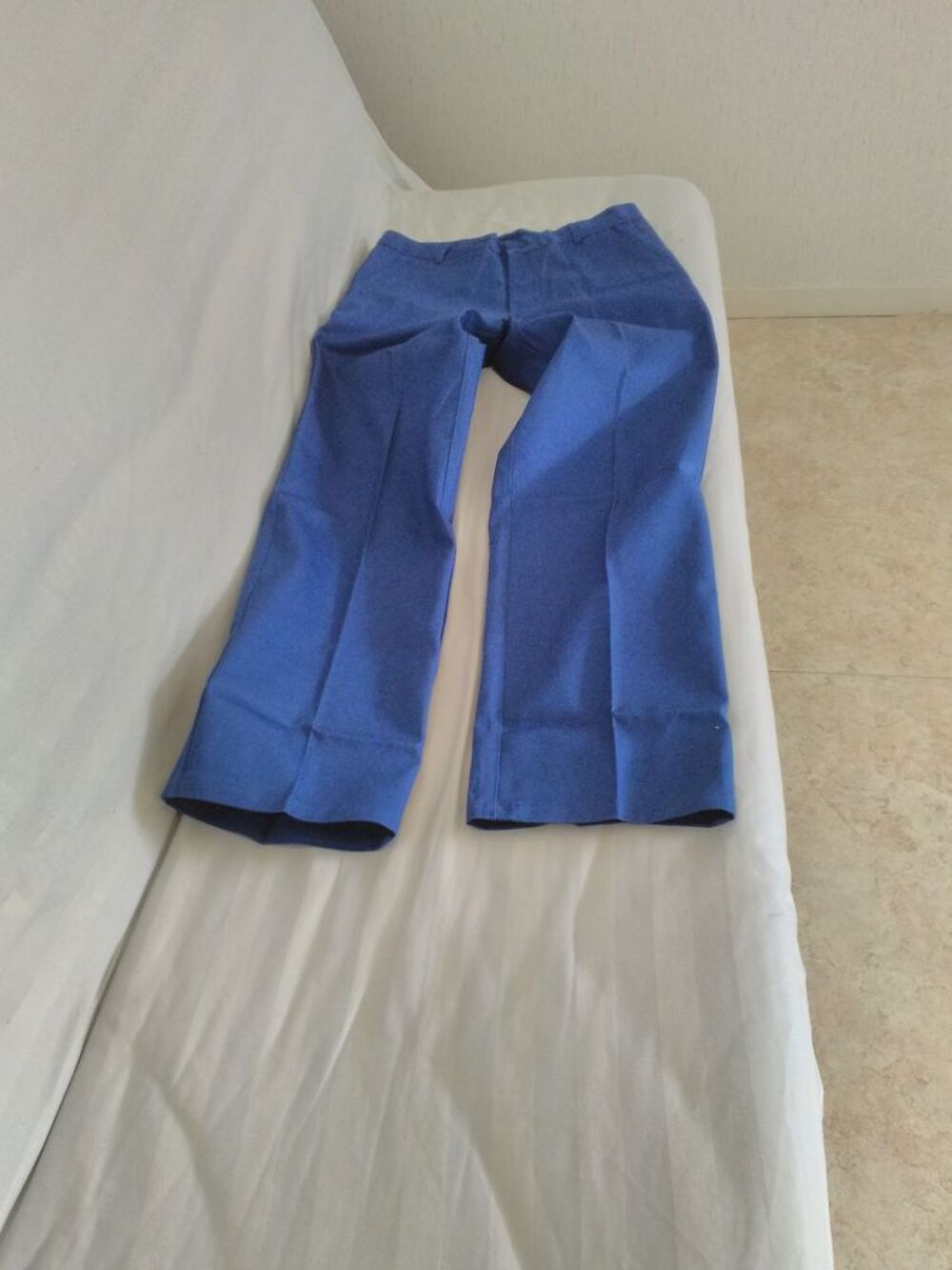 pantalon de travail en coton renforc&eacute; de couleur bleue Vtements