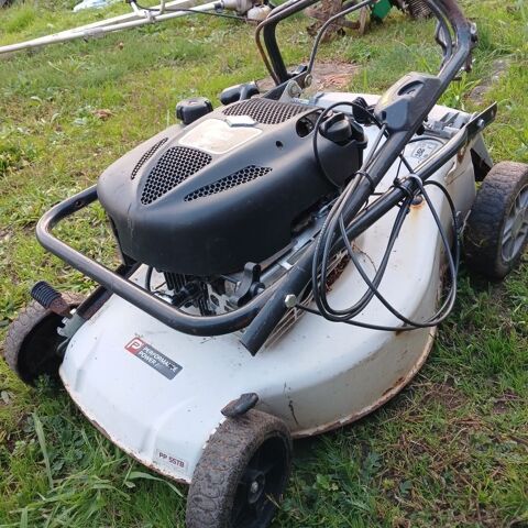 tondeuse Performance Power pour pices 30 Vendeuvre-du-Poitou (86)
