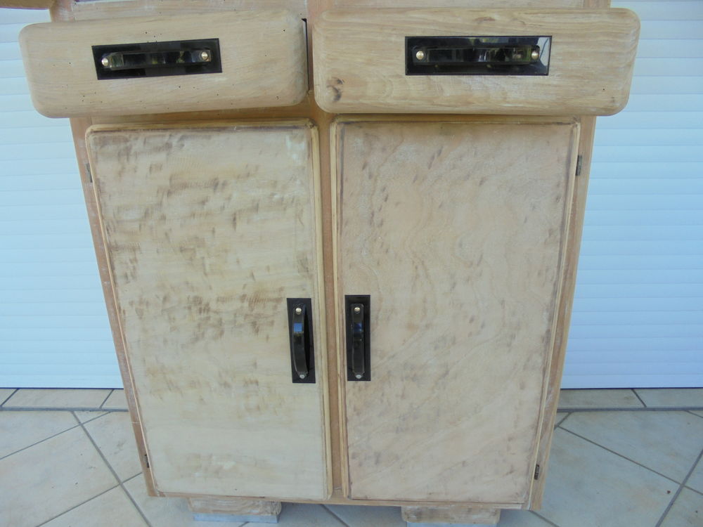 Ancien meuble de cuisine relook&eacute;,buffet vintage Meubles