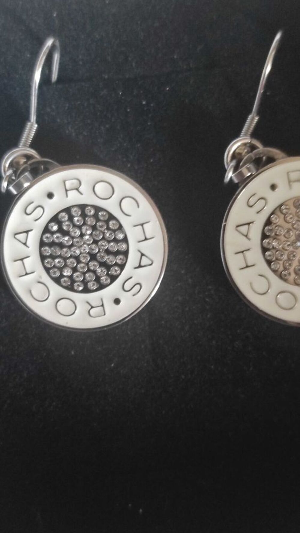 Boucles d'oreilles style dormeuses acier Rochas Paris Bijoux et montres