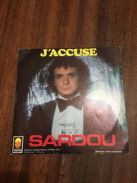 Vinyle 45 tours Michel Sardou  J? accuse / La vieille  3 Saleilles (66)