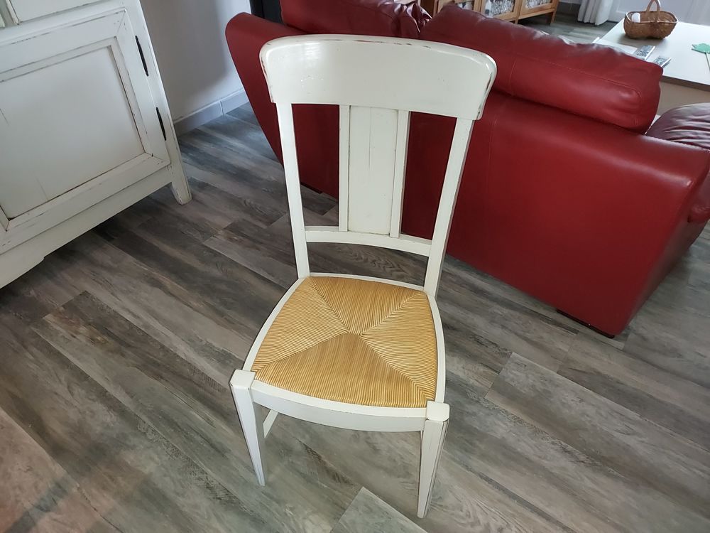 Table et chaises de salle &agrave; manger Meubles