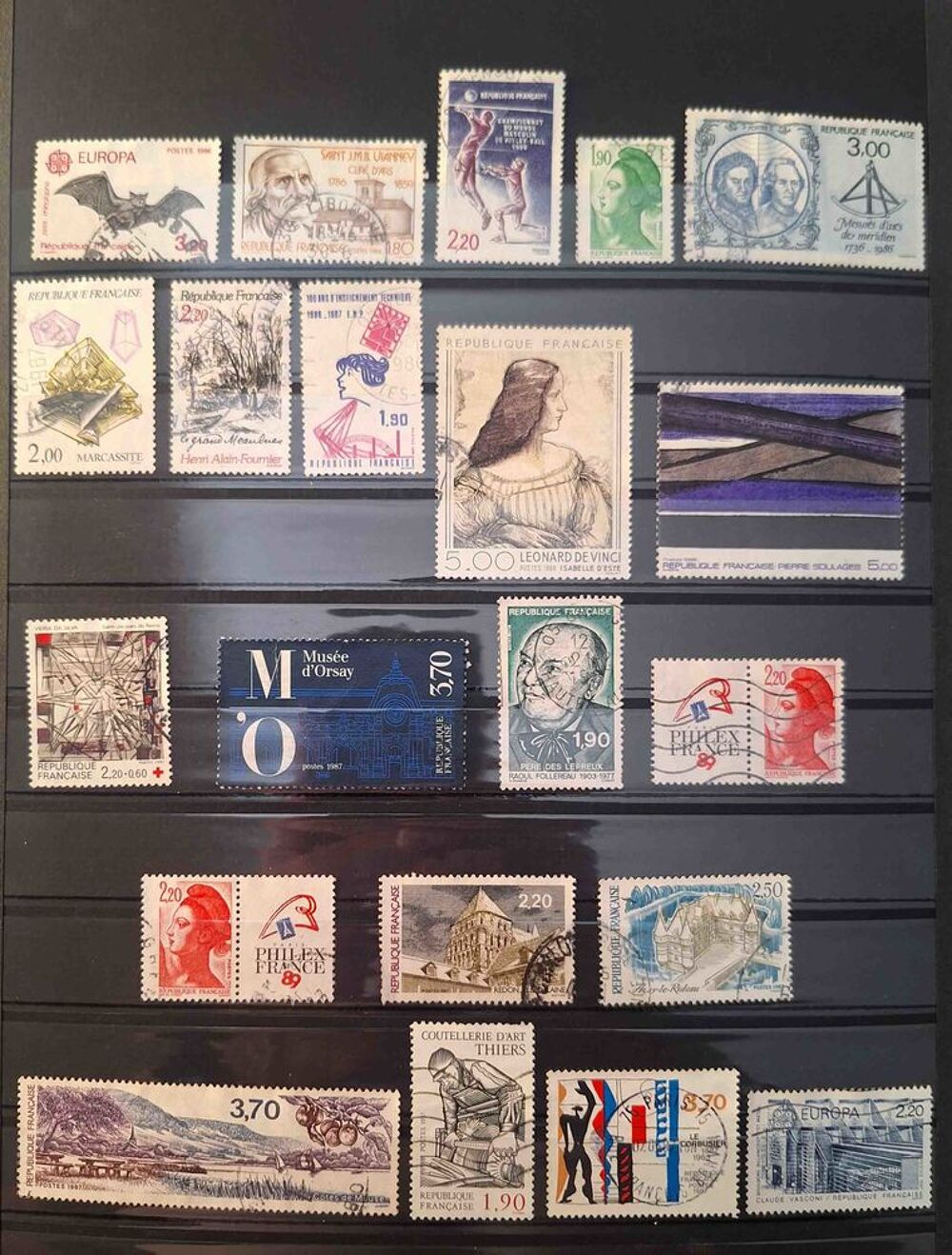 S&eacute;rie de timbres de collection de France A 