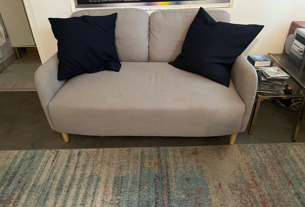 Canap&eacute; 2 places gris clair La Redoute Int&eacute;rieurs bon &eacute;tat Meubles