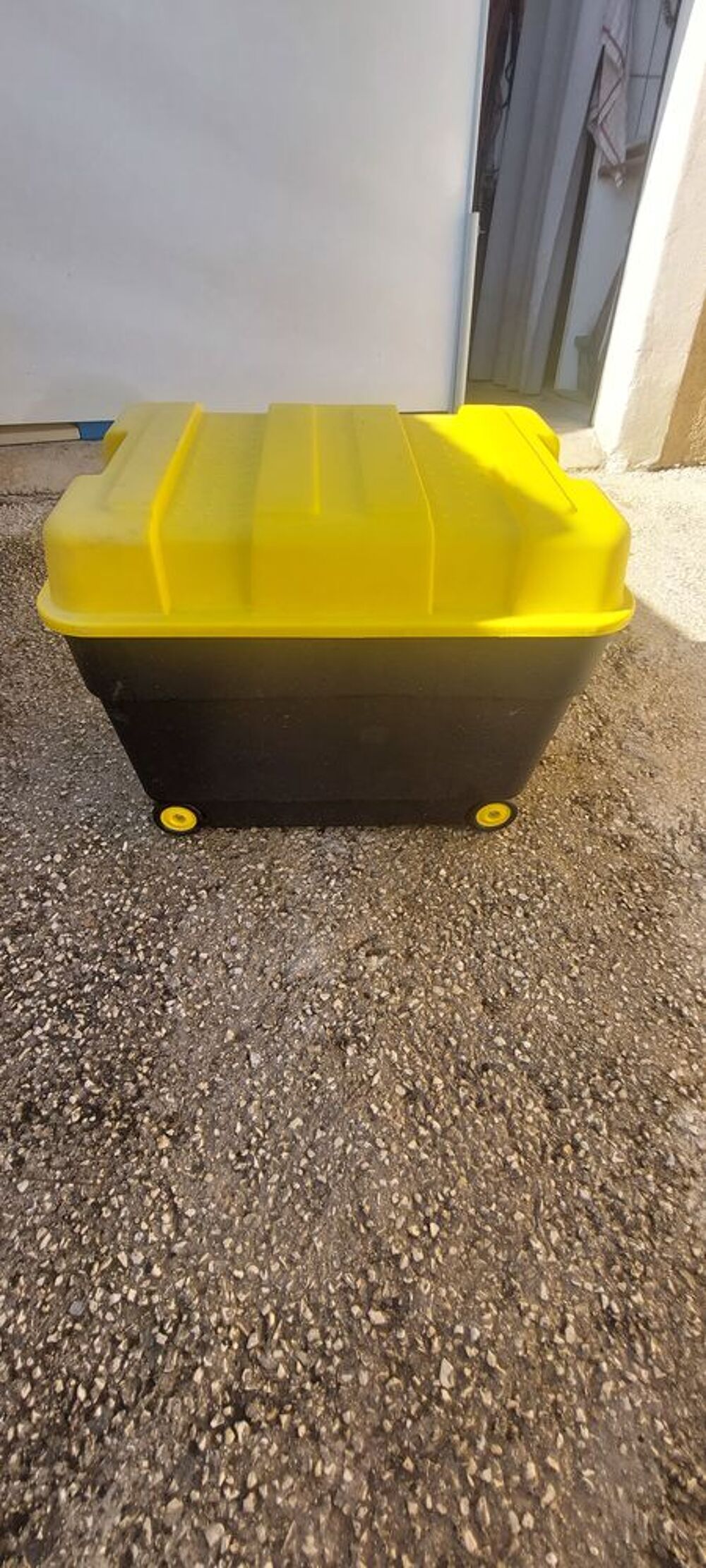 coffre de rangement pratique Bricolage