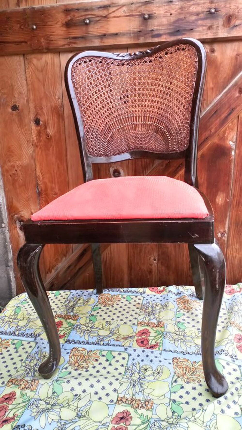 CHAISES SALLE A MANGER Meubles
