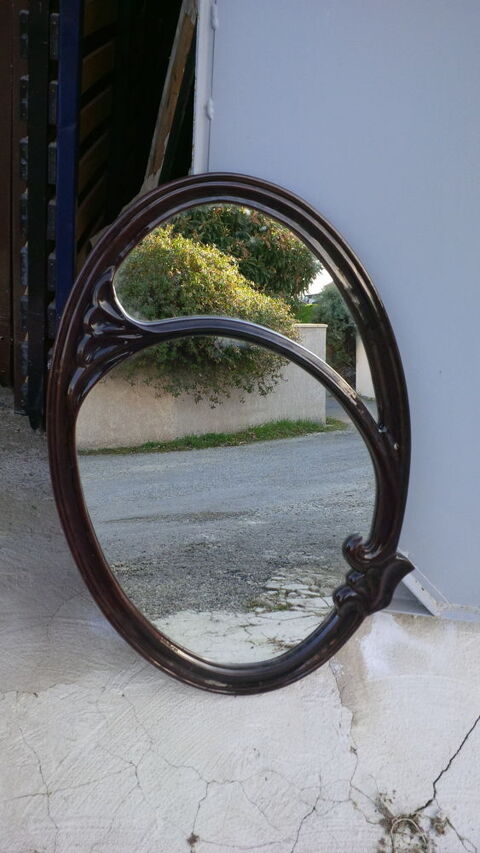 Miroir ovale 1950 en fonte maille 80 Gardanne (13)