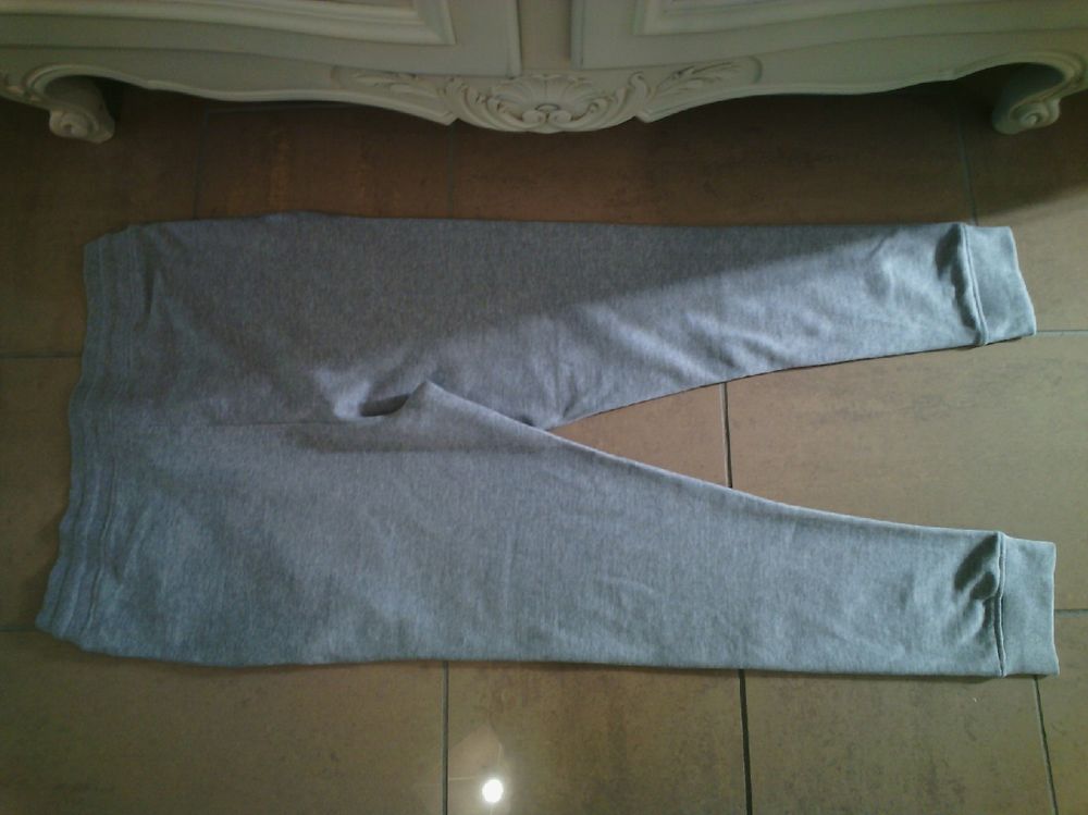 pantalon de jogging gris Jack and Jones L neuf Vêtements