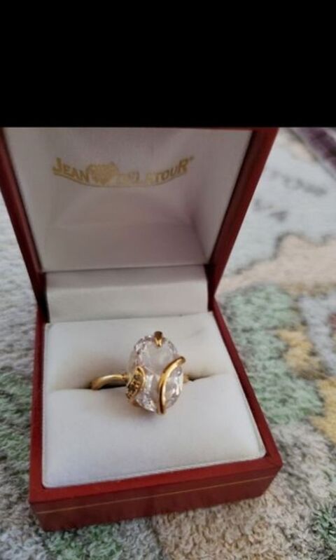 Bague plaqué or taille 52 50 Coubert (77)