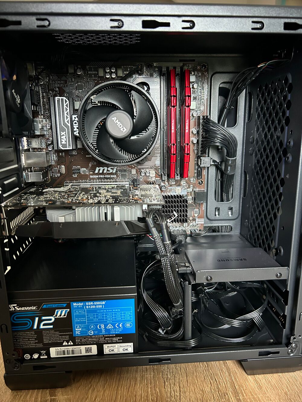 PC GAMER MSI processeur 6coeurs 12threads 3.6 GHz, turbo 4.2 Matriel informatique