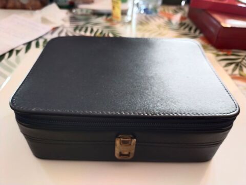 trousse de toilette de voyage 50 Dolus-d'Ol�ron (17)