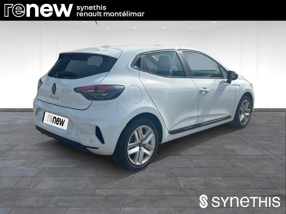 Clio V Clio Blue dCi 100 ch GSR2 Evolution 2024 occasion 26200 Mont&eacute;limar