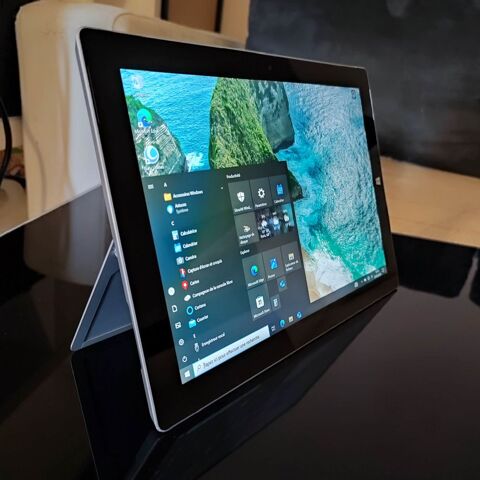 Tablette Surface 3 Pc portable Tactile Ordinateur 240 Le Bourget (93)