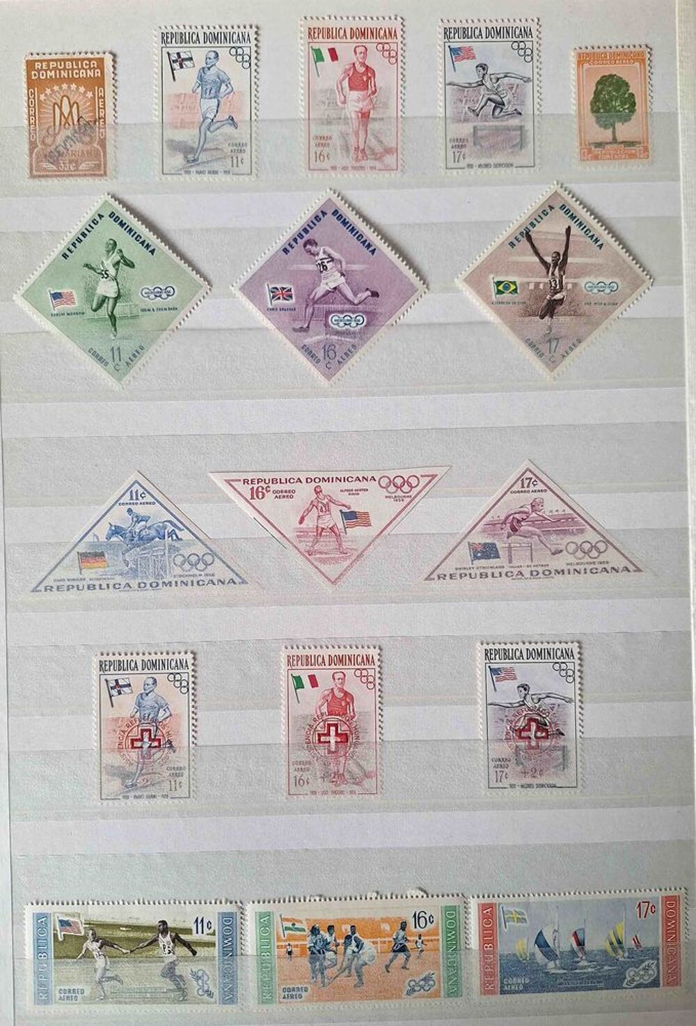 S&eacute;rie de timbres de collection de Dominicaine 