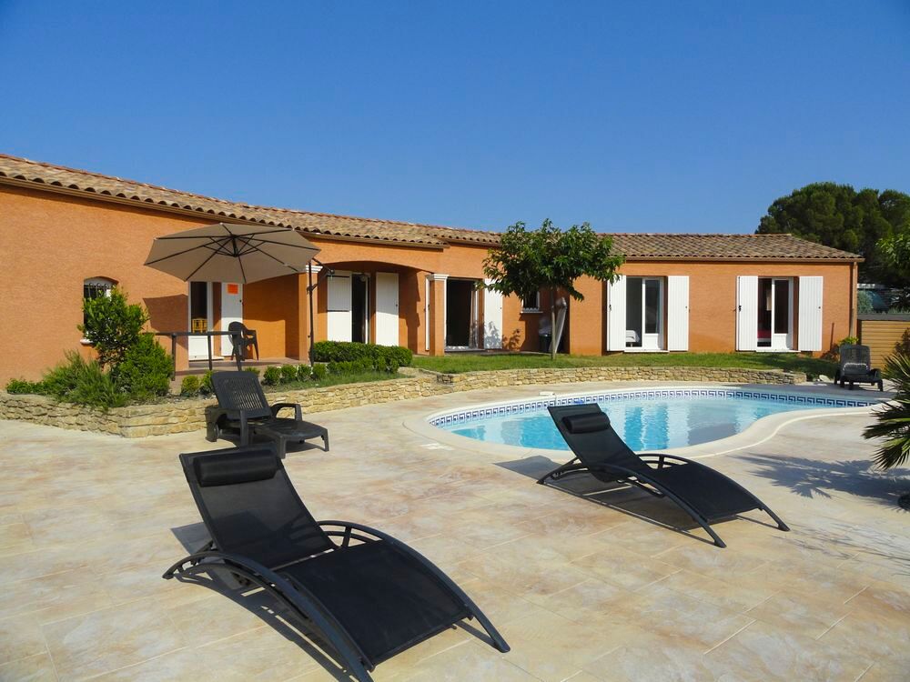   Viila stdg 8 pers-piscine-pétanque-terrasse-jard clôt-vue Languedoc-Roussillon, Rousson (30340)