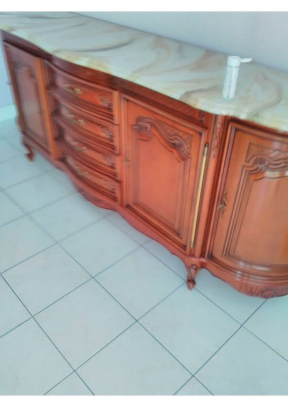 En merisier, buffet, table + 4 chaises, canap&eacute; + fauteuil Meubles