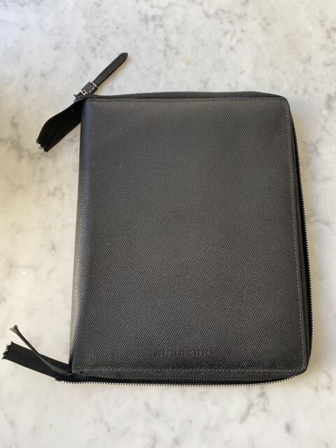 Coque pour Ipad Burberry �tui cuir 100 Paris 20 (75)