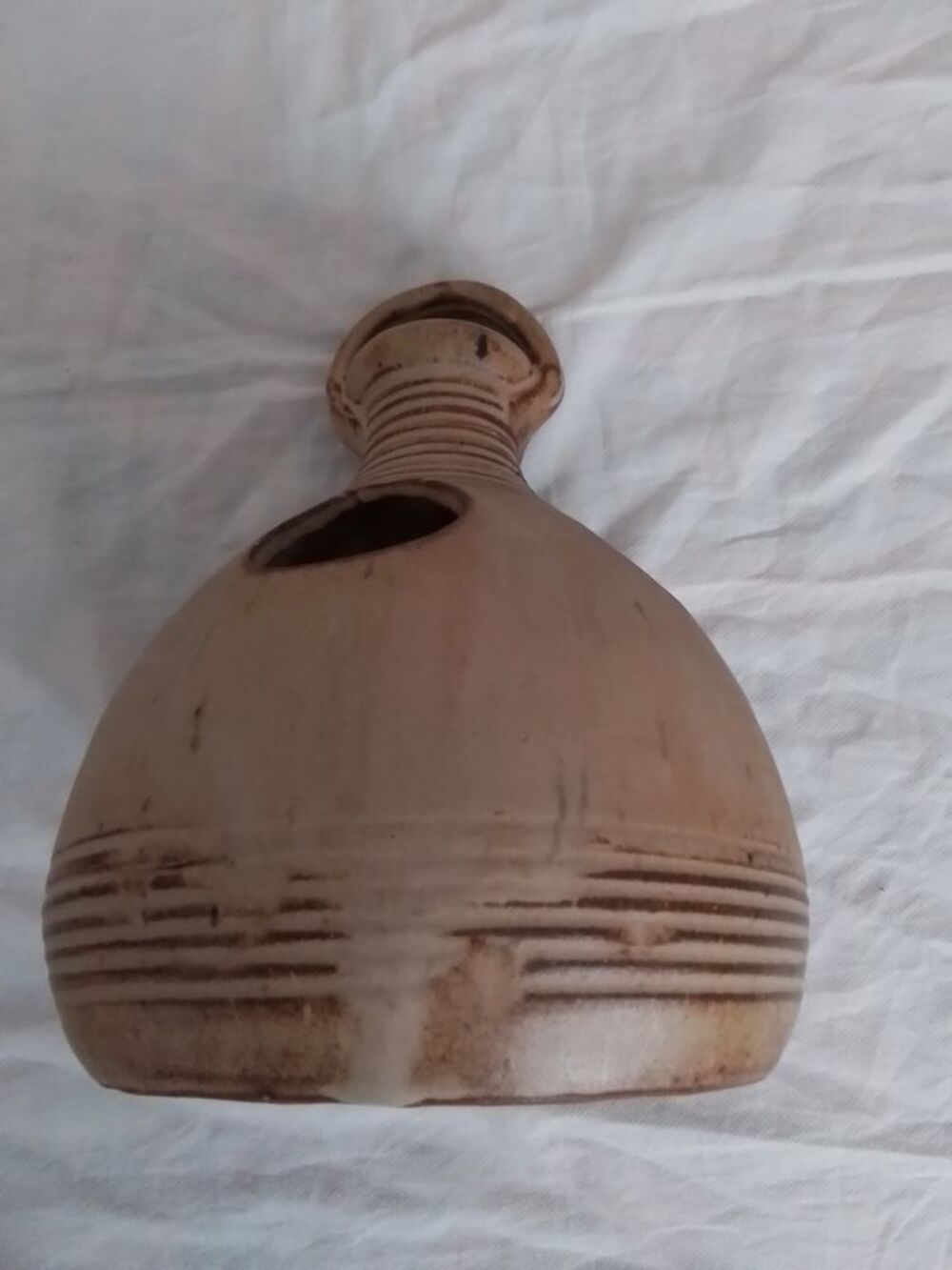 Authentique range-couverts en poterie rustique, Cuisine