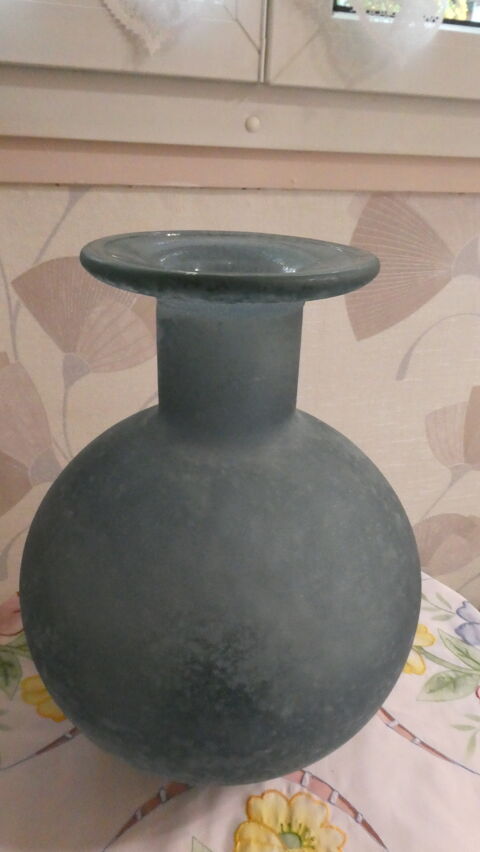 vase 30 Chaville (92)