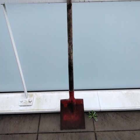 pelle mtal 10 Nantes (44)