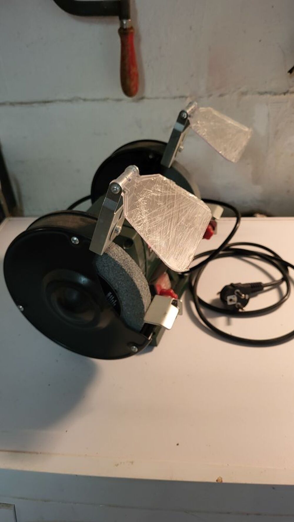 touret &agrave; meuler neuf Bricolage
