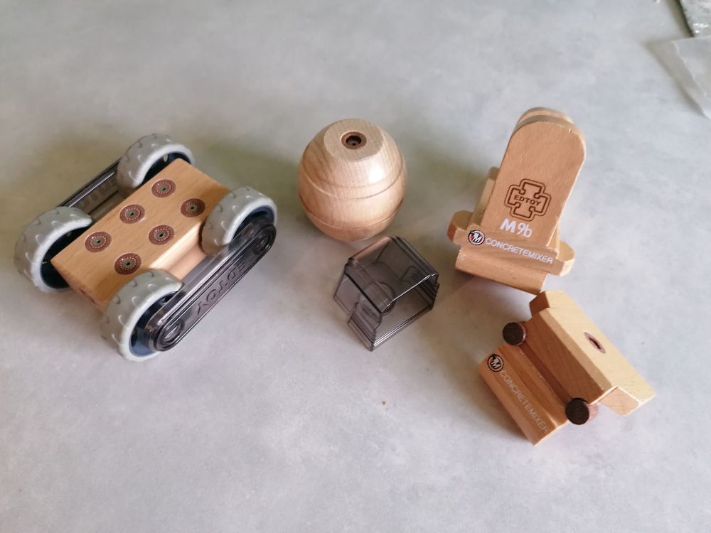 Petit camion bois Jeux / jouets