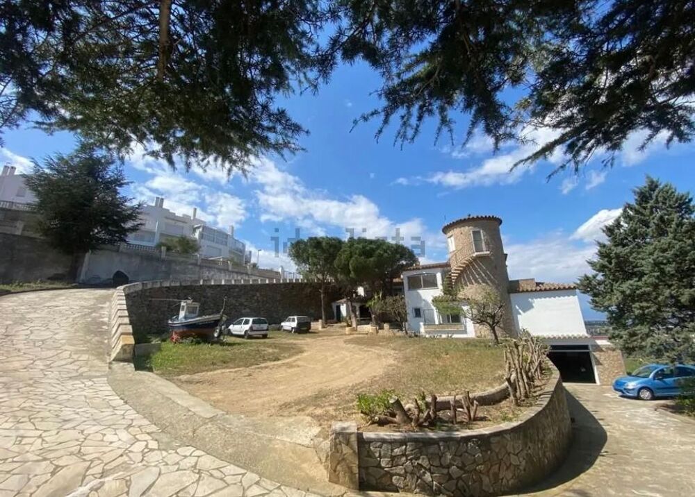 Vente Villa Villa en Espagne à   Roses Le perthus
