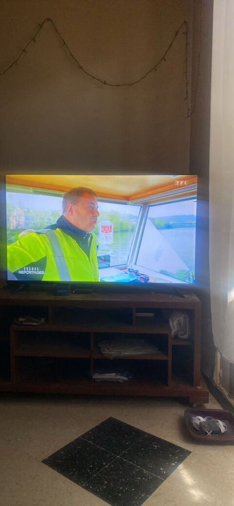 télévision 4K 190 Pépieux (11)