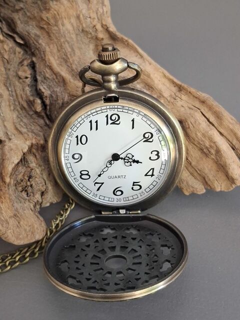  Montre de poche Gothique.
0 Saint-Yrieix-sur-Charente (16)