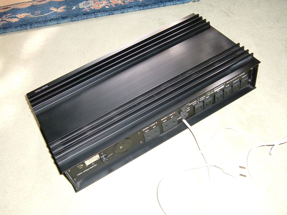SONAB (P-4000 integred amplifier) 1974 Audio et hifi