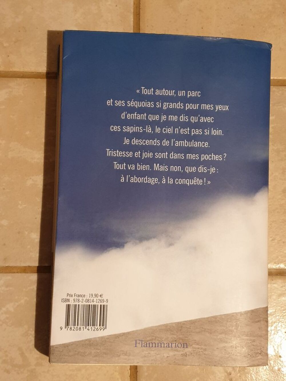 Une Vie Minuscule - Krhajac Philippe
Marseille 9 eme
Livres et BD