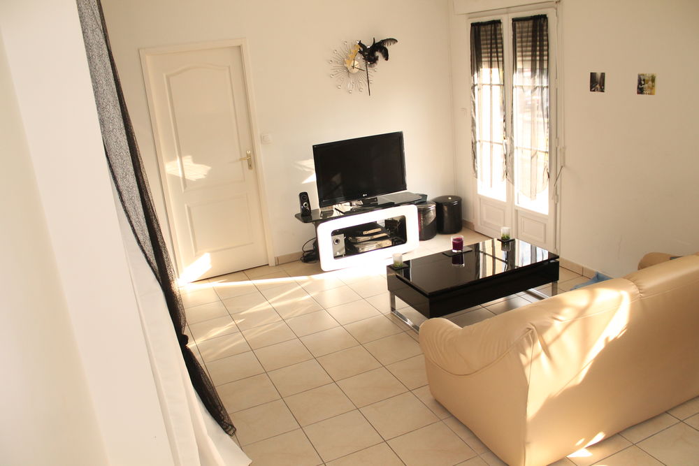Vente Appartement Appartement 2 pièces 42 m² + 2 places de parking MELUN Melun