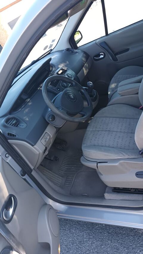 Renault scenic Sc&eacute;nic 1.6i 16V Expression