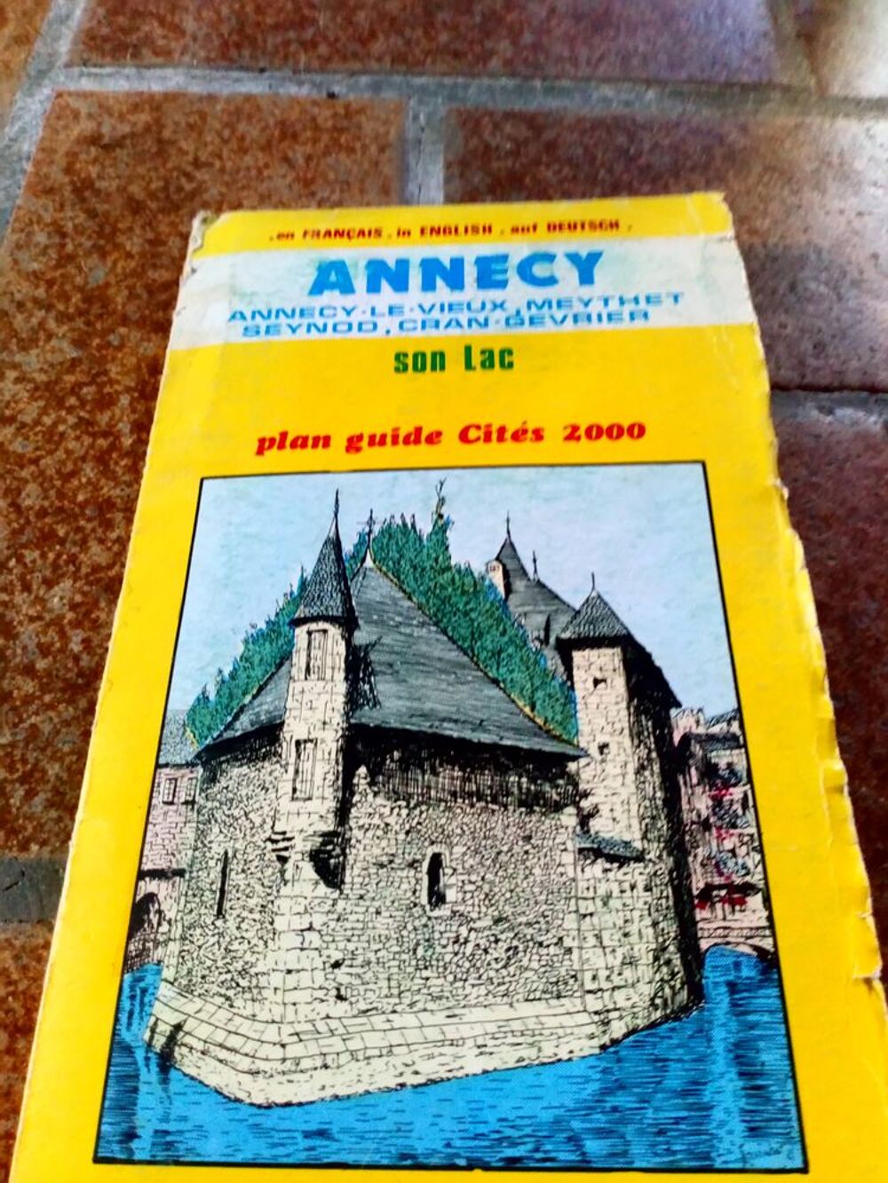 Guide Touristique Annecy 2000 - &Eacute;dition Bilingue Fran&ccedil;ais/An Livres et BD
