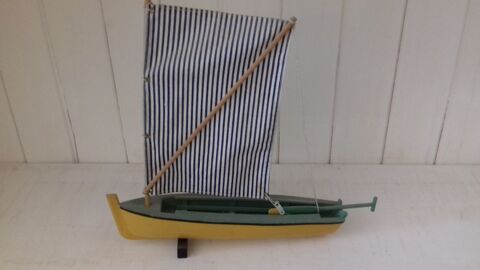 maquette voilier Lyon 3 (69)