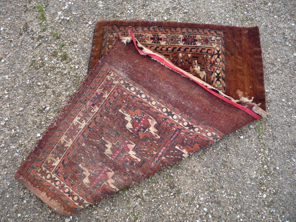 Tapis d'orient nou&eacute; main
112cm x 73cm Décoration
