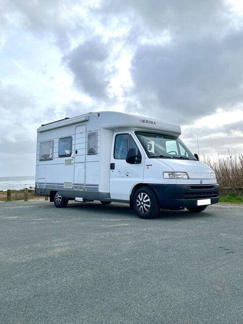 ERIBA Camping car 2000 occasion Talmont-Saint-Hilaire 85440