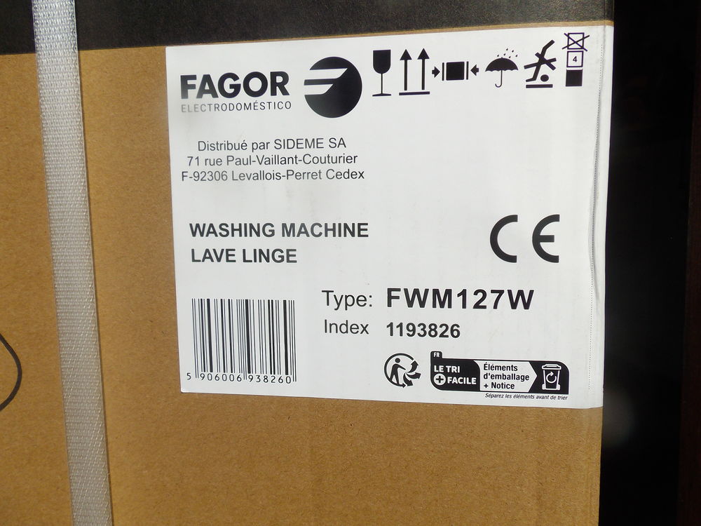 Machine &agrave; laver le linge Electroménager