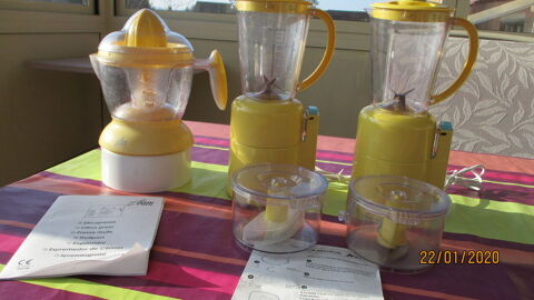 Lot presse-fruits et combiné 2 en 1 (mixer & hachoir) 20 Le Vernois (39)